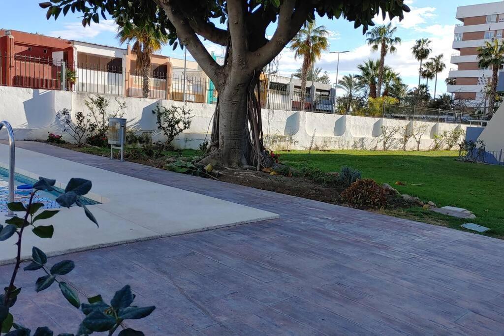 Precioso Apartamento Frente A La Playa Torre Del Mar Extérieur photo