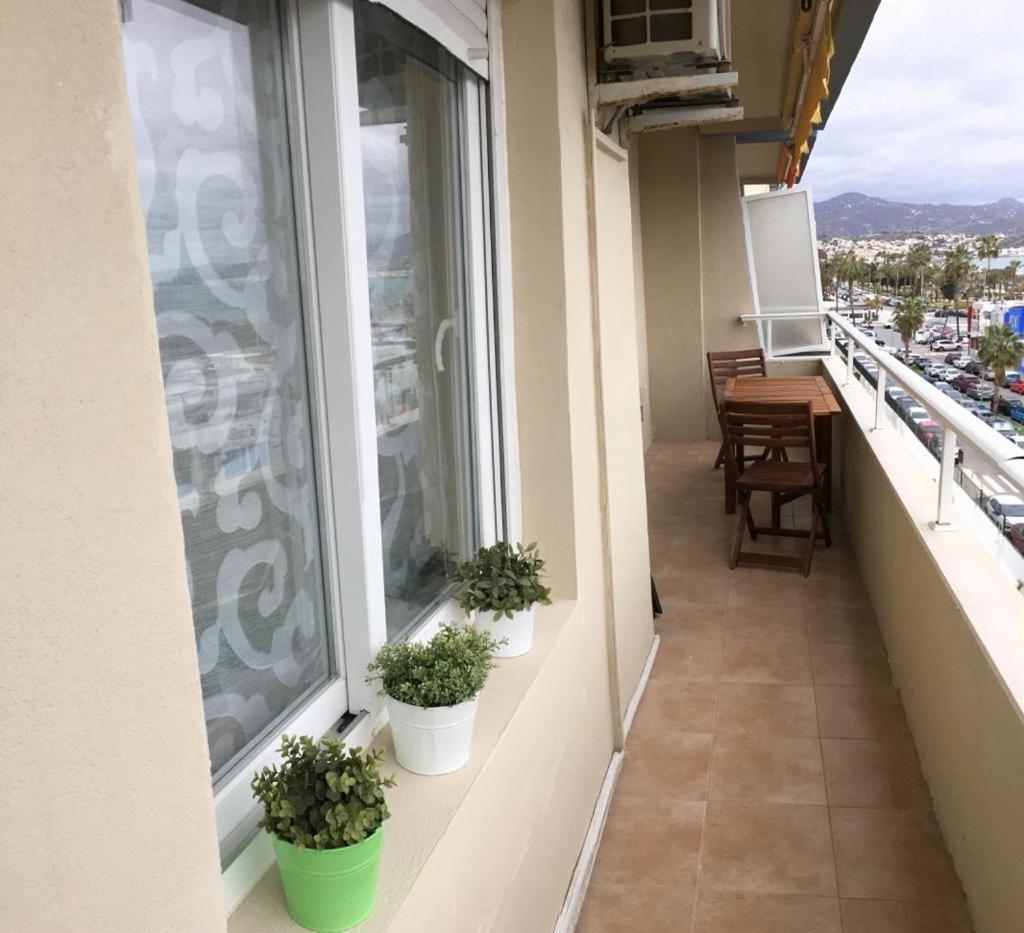 Precioso Apartamento Frente A La Playa Torre Del Mar Extérieur photo